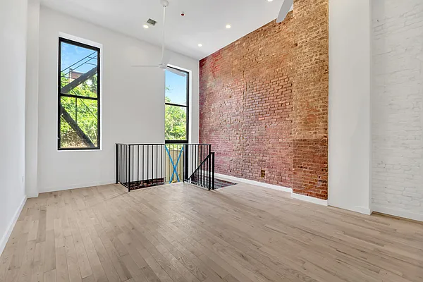 Rented by Compass | media 19