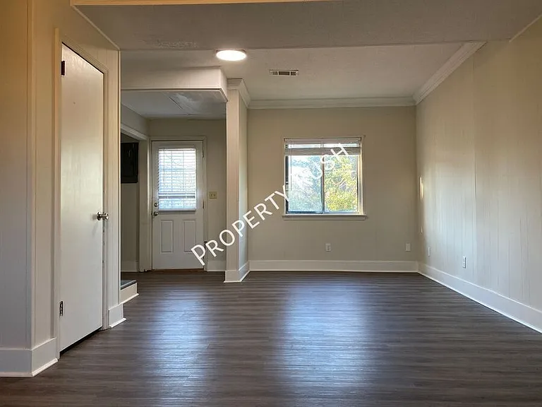 4727 Tessie Ln — Photo 13