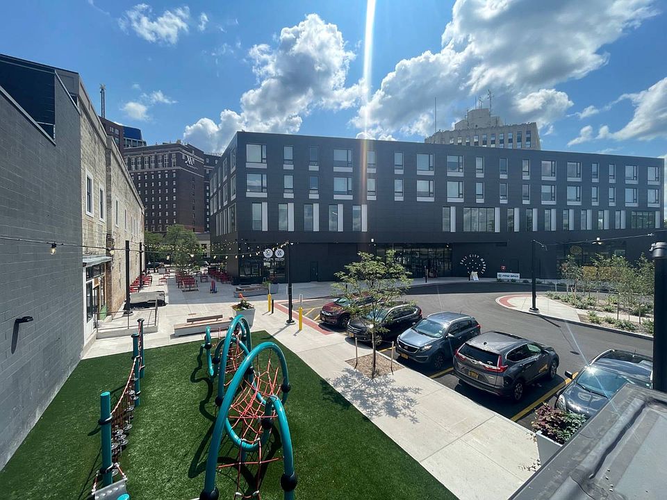 1st image of 480 S Salina St #210