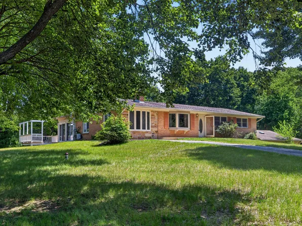 5611 Park Dr, Bowie, MD 20715