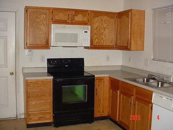 3rd image of 3963 Candle Berry Dr