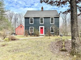 8755 Jones Rd, Slatington, PA 18080
