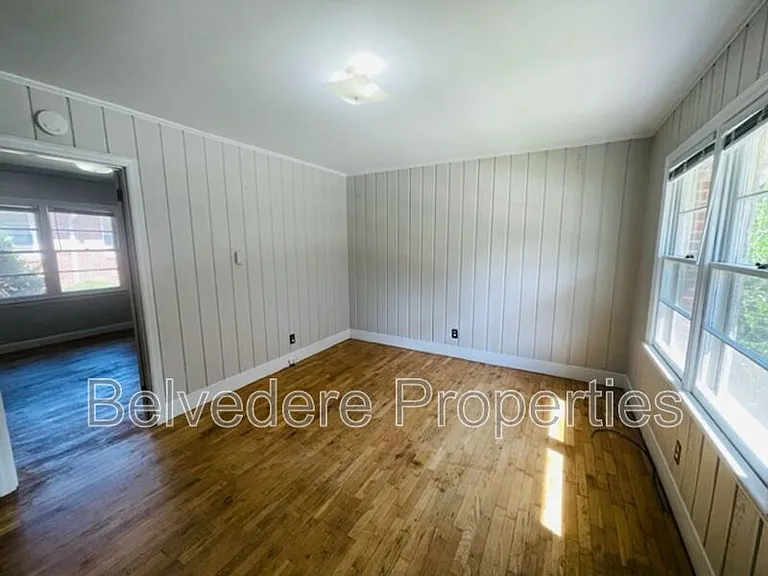 215 McIver St #D — Photo 2
