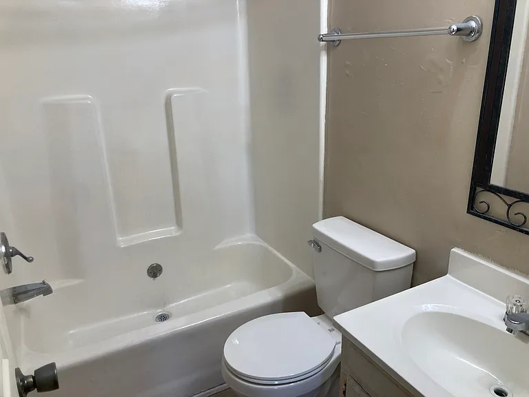 2131 W Gordon Ave #B — Photo 19
