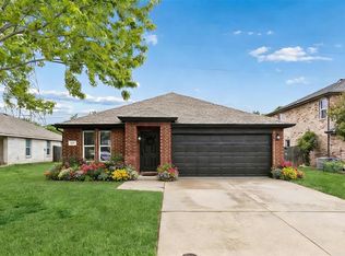 620 Sotogrande St, Grand Prairie, TX 75051
