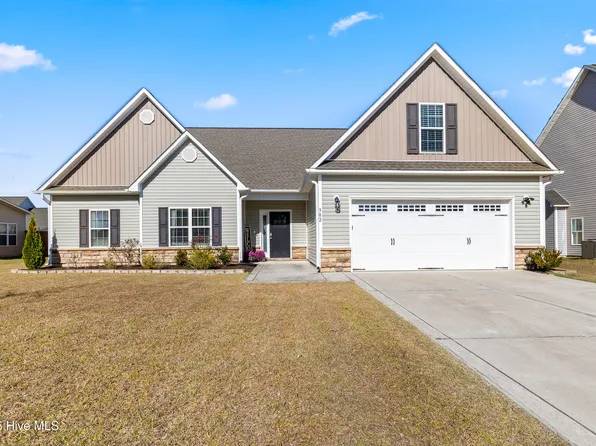 302 Crossroads Store Drive, Jacksonville, NC 28546