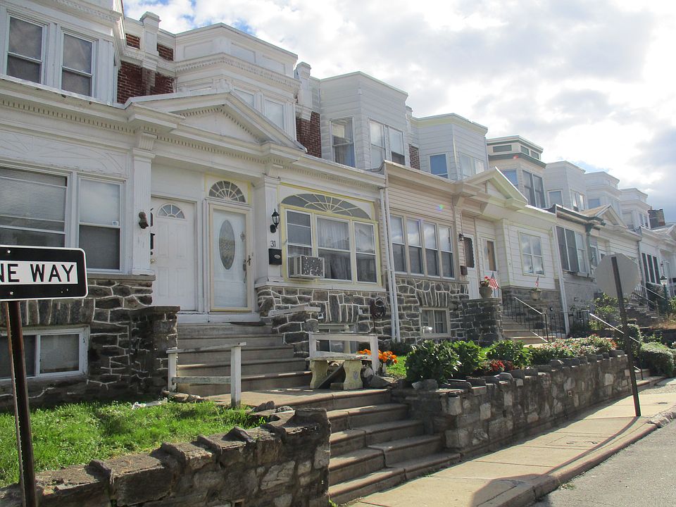 2nd image of 31 Golf Rd