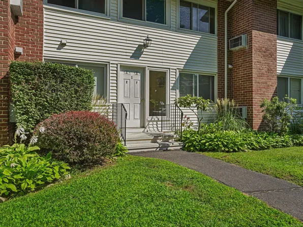 80 County Street APT 1G, Norwalk, CT 06851
