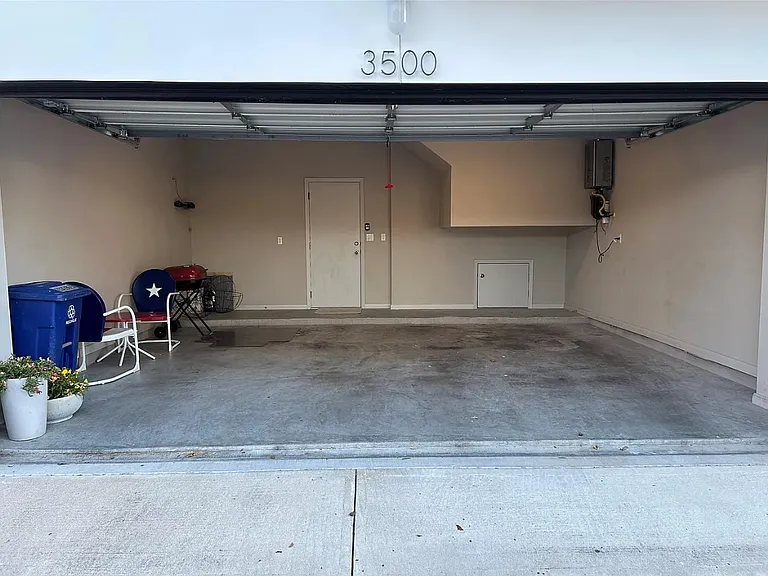3500 Georgia Lee Dr — Photo 32