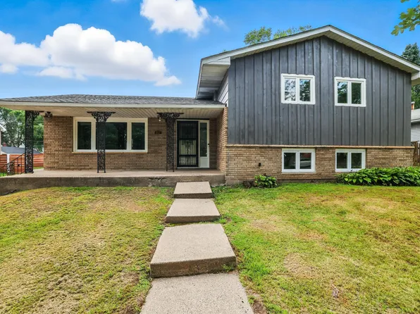 1027 Christensen Ave, West Saint Paul, MN 55118