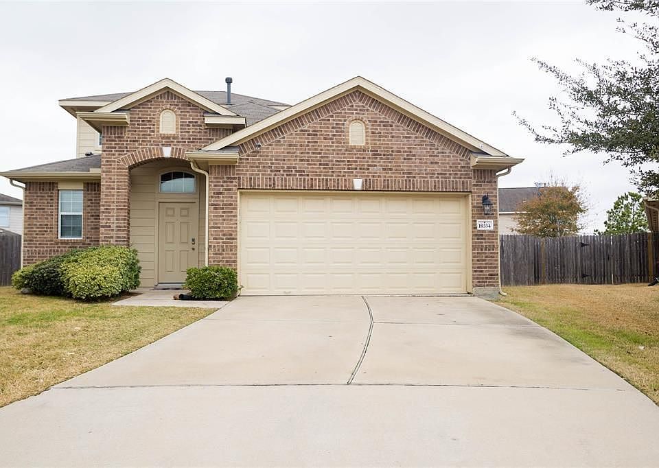 1st image of 19334 Golden Cactus Ln
