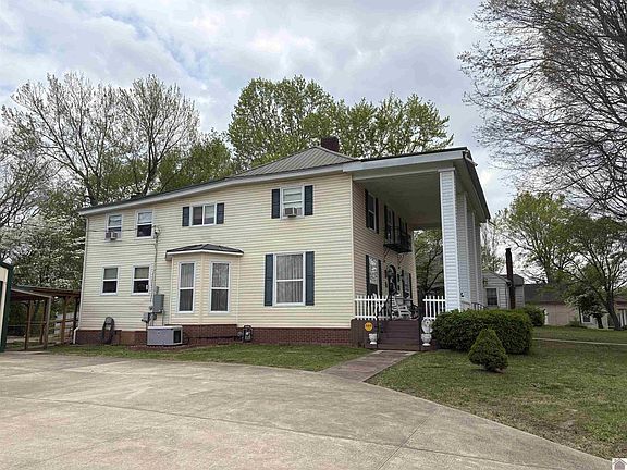 4th image of 59 Aspen St