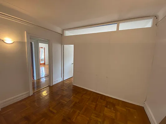 Rented by Peter R. Hungerford, LREB | media 17