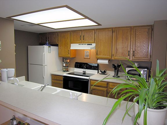 The kitchen is plenty spacious