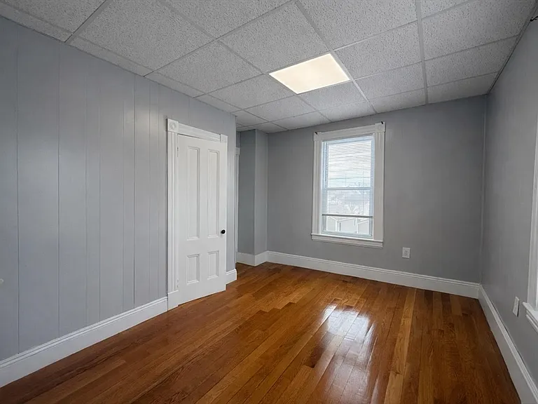 133 University Ave #6 — Photo 7