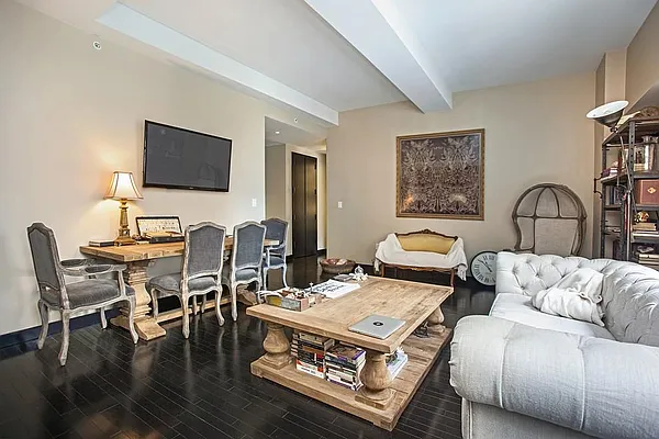 Rented by Keller Williams NYC | media 9