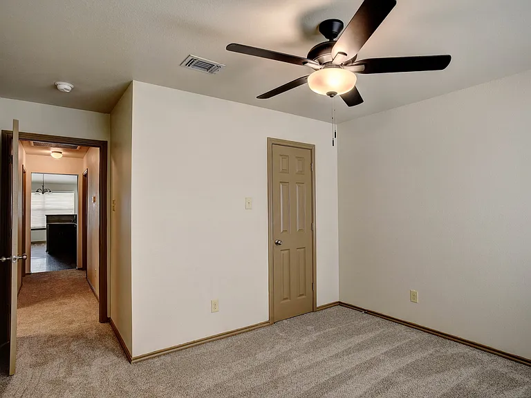 1320 Fern Ct — Photo 18