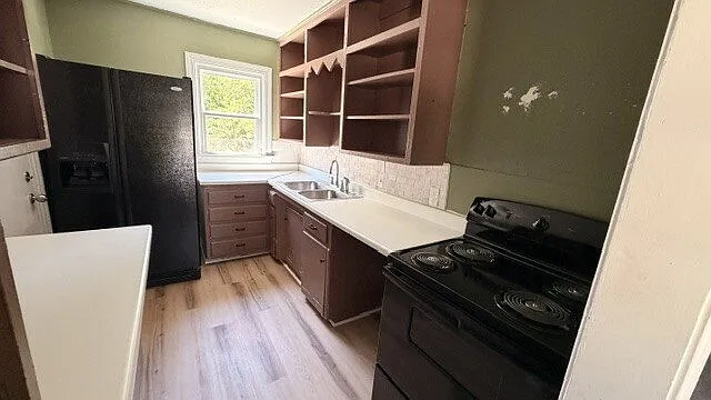 3 bed, 1.0 bath, 1125 sqft, $1,150 — Photo 3
