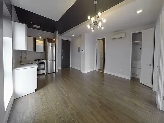 Rented by Cyberapts Management | media 21