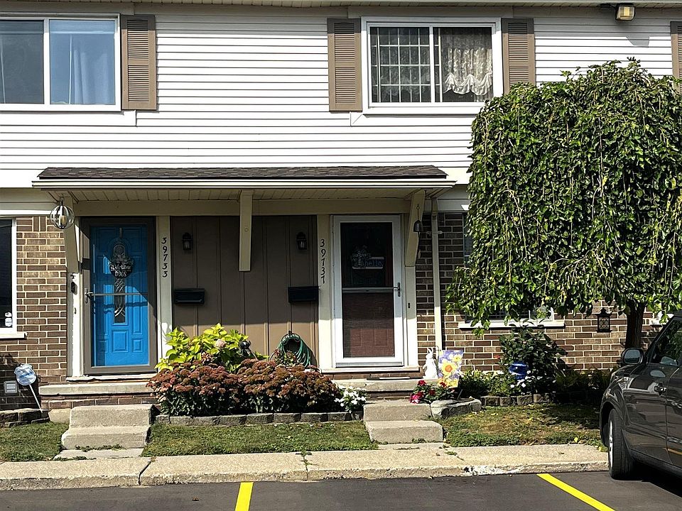1st image of 39737 Manor Dr