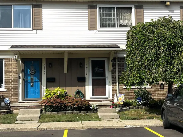 39737 Manor Dr, Harrison Township, MI 48045