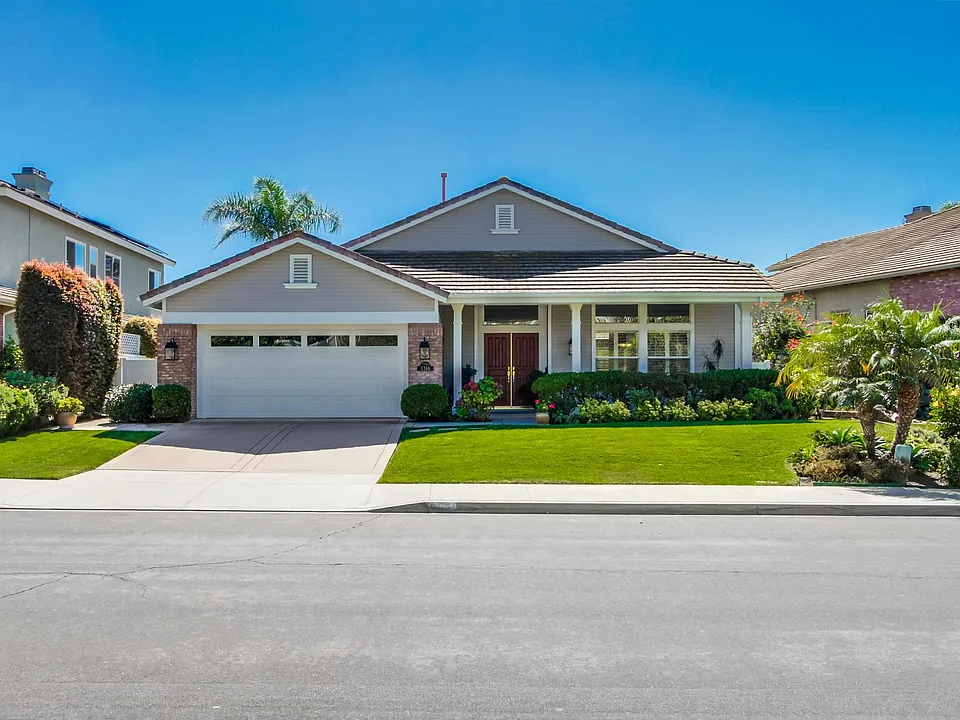3316 Calle San Blas