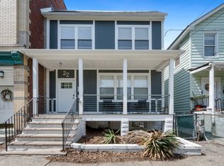 22 Willowdale Ave Floor 2, Montclair, NJ 07042