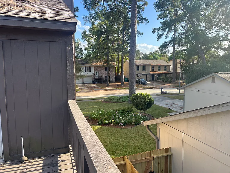 2339 Trailing Vine Rd — Photo 13