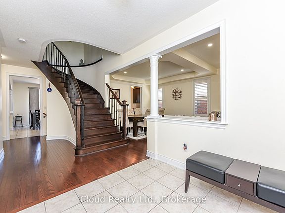 5th image of 7 Merrittonia St