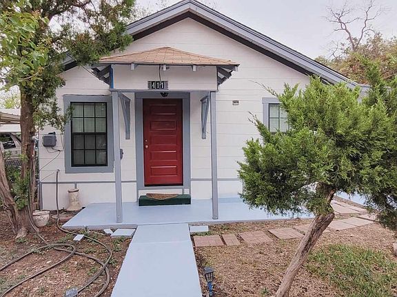 2nd image of 411 N CHUPADERAS ST