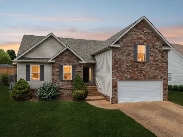 4008 Kristen St, Spring Hill, TN 37174