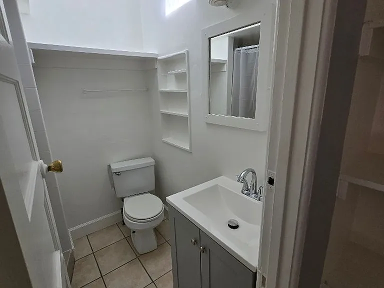 2406-2408 2410 Fernleaf St — Photo 7