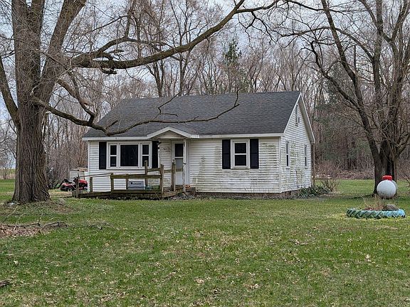 2nd image of 955 Mendon Rd