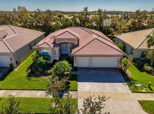 4977 Sapphire Sound Dr, Wimauma, FL 33598