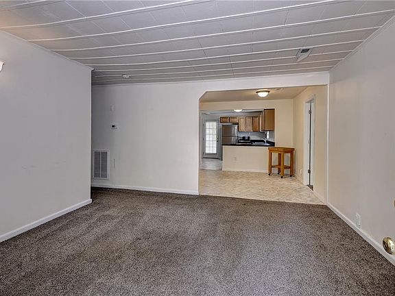 5th image of 112 Peninsula St