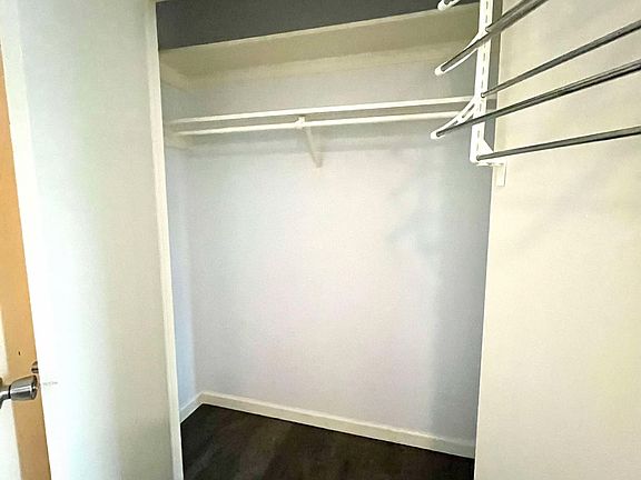 3rd image of 3920 San Mateo Dr #M