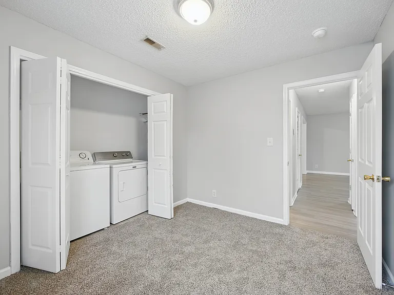 2865 Cobalt Dr #B — Photo 7