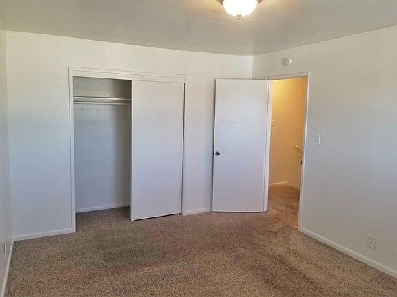 4th image of 623 W 16th St #A