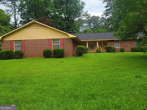 2nd image of 146 Cascade Cir