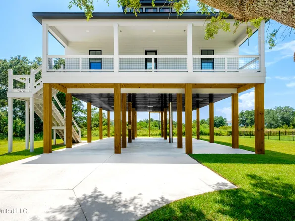 129 Markham Dr, Long Beach, MS 39560