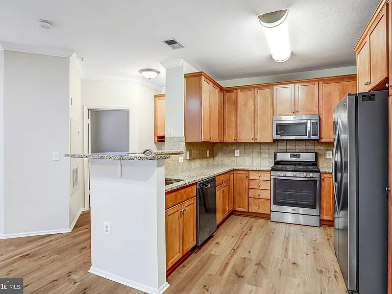 11800 Old Georgetown Rd #1207 — Photo 22