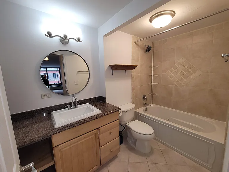 1221 N Dearborn St #807 — Photo 16