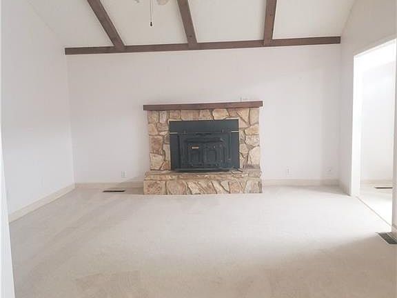 5th image of 5613 Poplar Ln