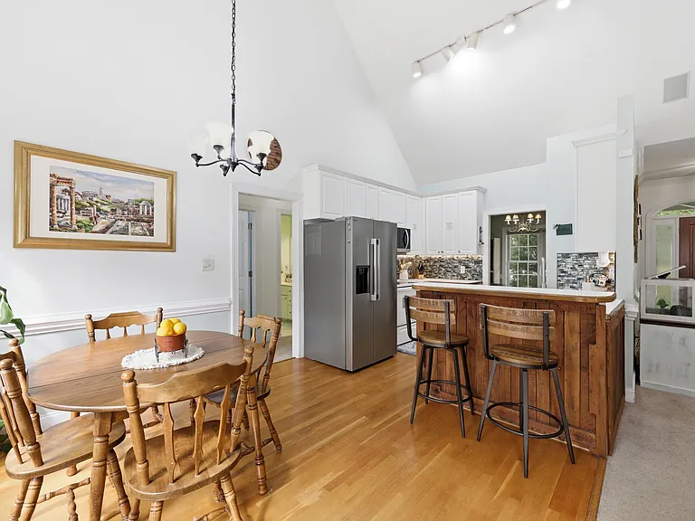 221 Black Forest Dr — Photo 22