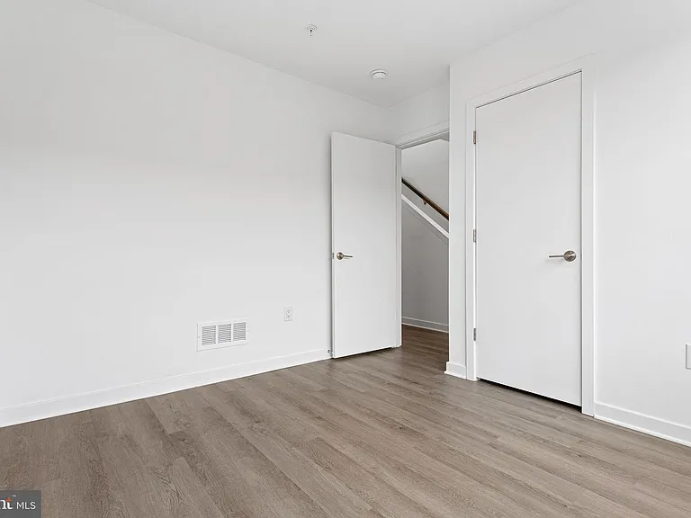 3121 Beach View Ln #A — Photo 18