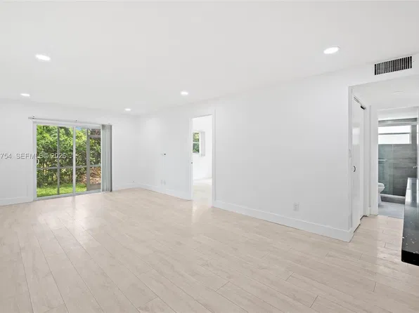 1001 NW 45th St APT 2, Pompano Beach, FL 33064