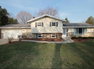 1541 16th Ave, Grafton, WI 53024