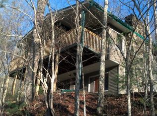 114 Blueberry Cir, Almond, NC 28702