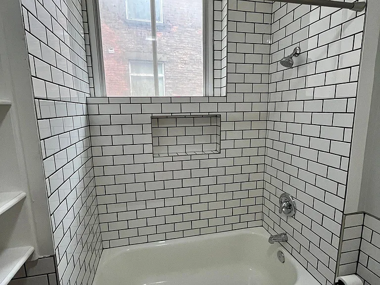 37 Maiden Ln — Photo 13