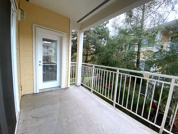 503 225th Pl NE #F205 — Photo 11